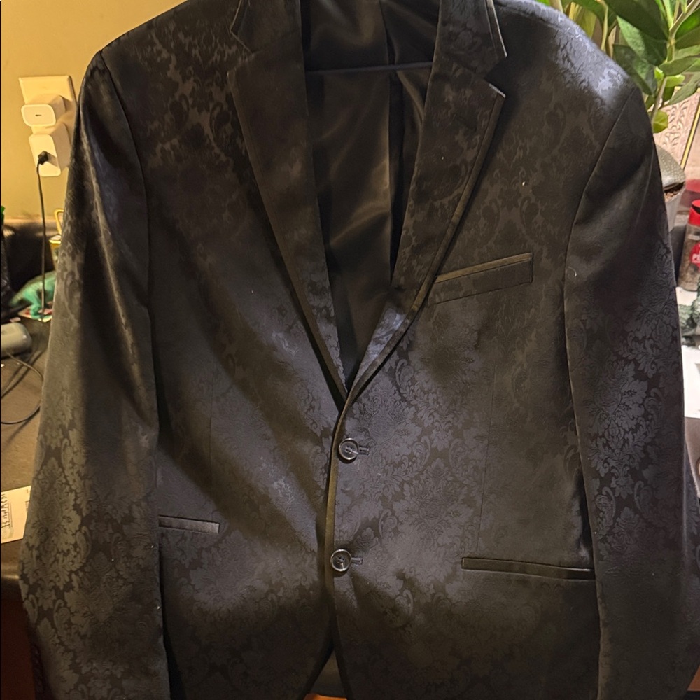 Kenneth Cole Black Patterned Blazer